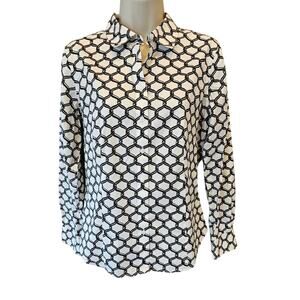 Talbots wrinkle resistant sz 2 black white geometric lightweight button up EUC